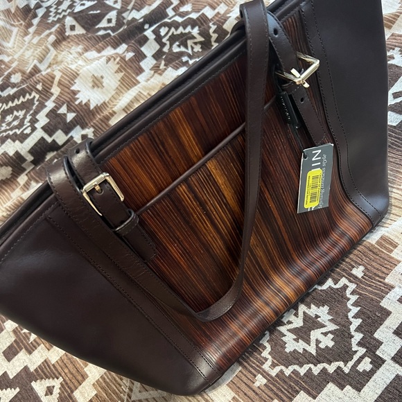 Brahmin Tote - Picture 3 of 3